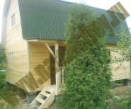 Фото деревянного дома со вторым этажом
