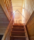 Фото лестницы на мансарду в доме из бруса
